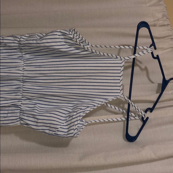 Romper with low back - Picture 2 of 4